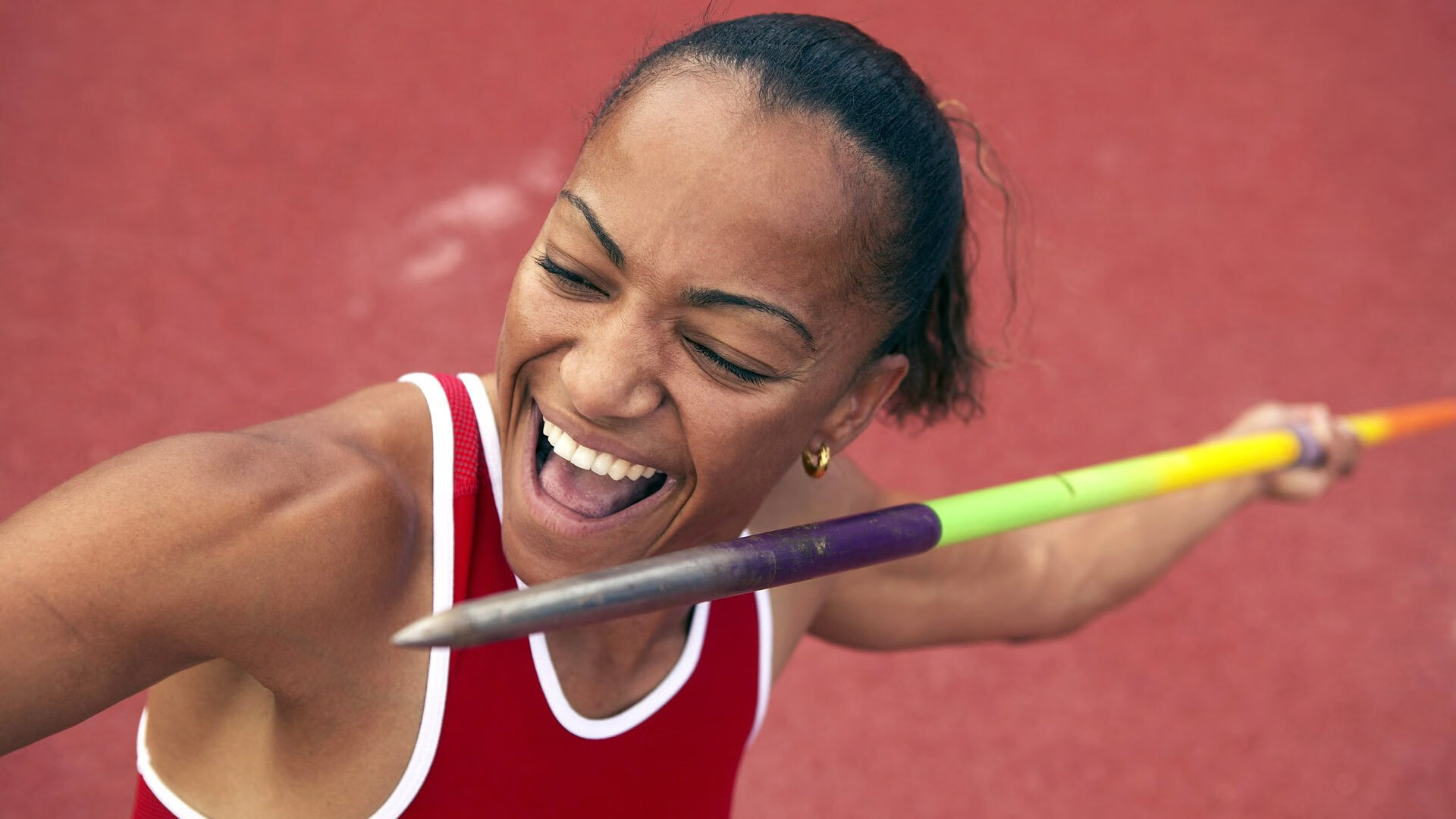 球员在赛后分享个人恢复训练心得，足球赛后恢复性训练